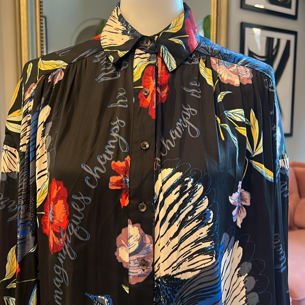 Free Peoplw size small Floral Black Button-Up Blouse